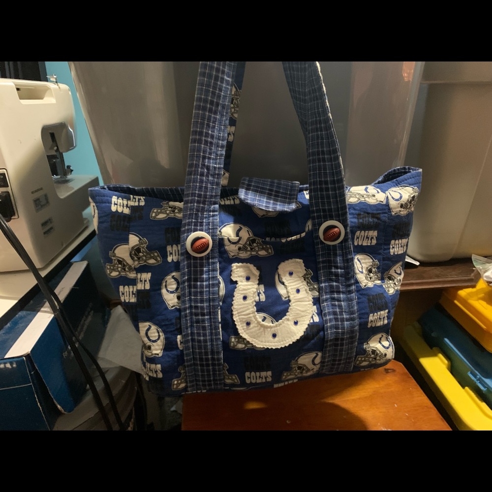 Womens Reebok Colts shirt and handmade Colts purse